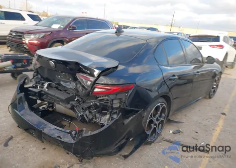 2024 Alfa Romeo Giulia Veloce Rwd z USA, uszkodzony, nr VIN ZARFAMBNXR7678157